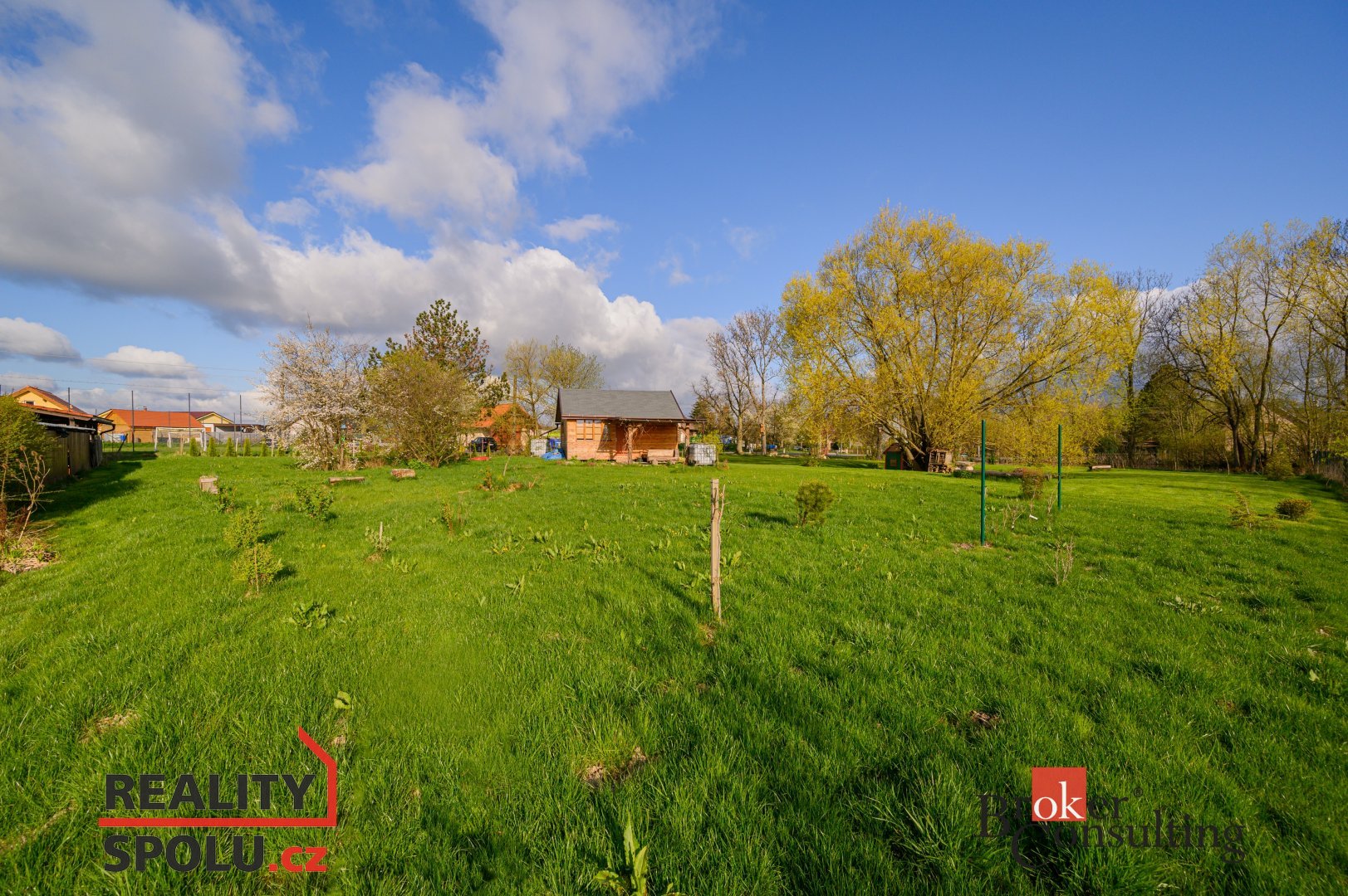 prodej-pozemky-bydlen-1250-m-2-vlastibo-ice