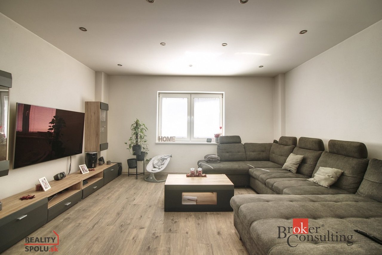 hlavní fotografie nemovitosti