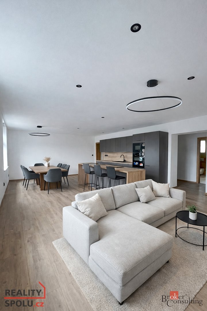 hlavní fotografie nemovitosti