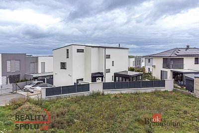 druhá fotografie nemovitosti